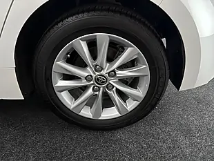 Used 2025 Toyota Corolla Icon White - Interior and Exterior details 16