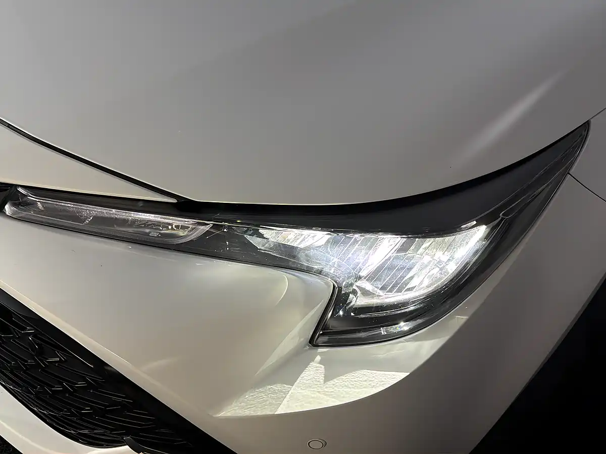 Used 2025 Toyota Corolla Icon White - Interior and Exterior details 20