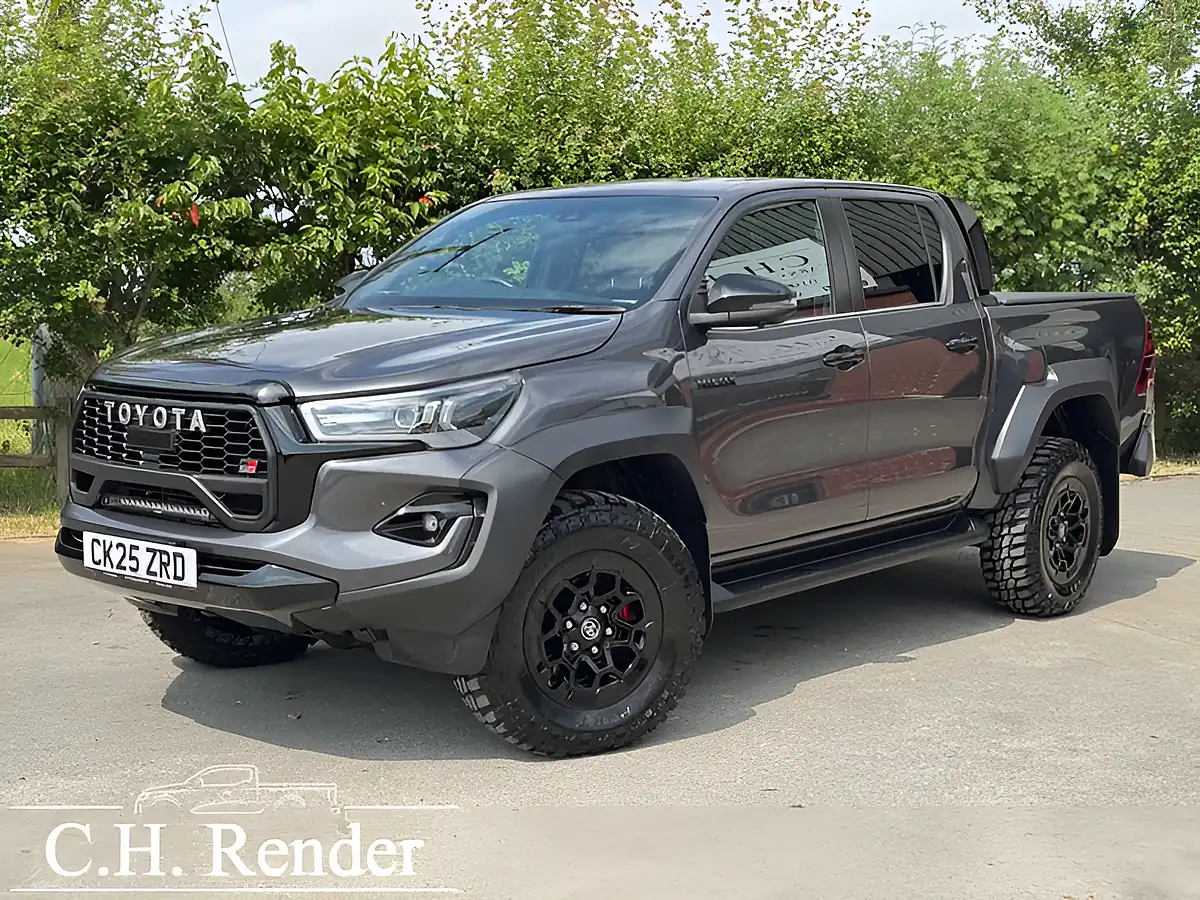 Used 2025 Toyota Hilux Gr Sport Grey - Front View