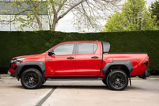 Used 2025 Toyota Hilux Gr Sport Ii Red - Interior and Exterior details 10