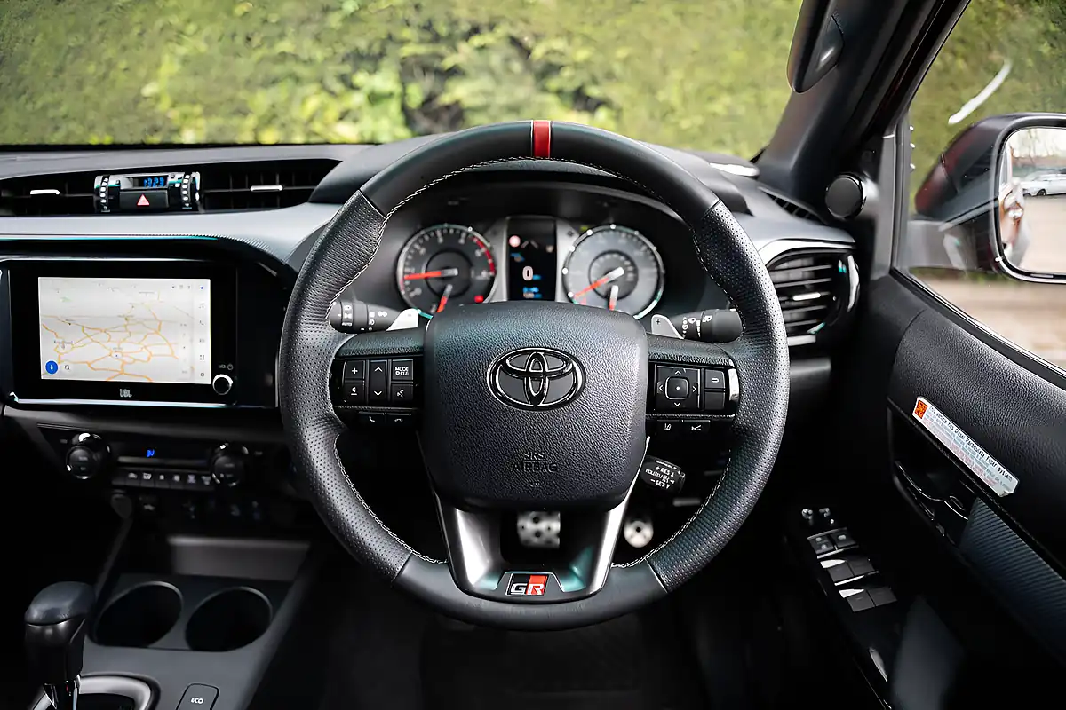 Used 2025 Toyota Hilux Gr Sport Ii Red - Interior and Exterior details 17