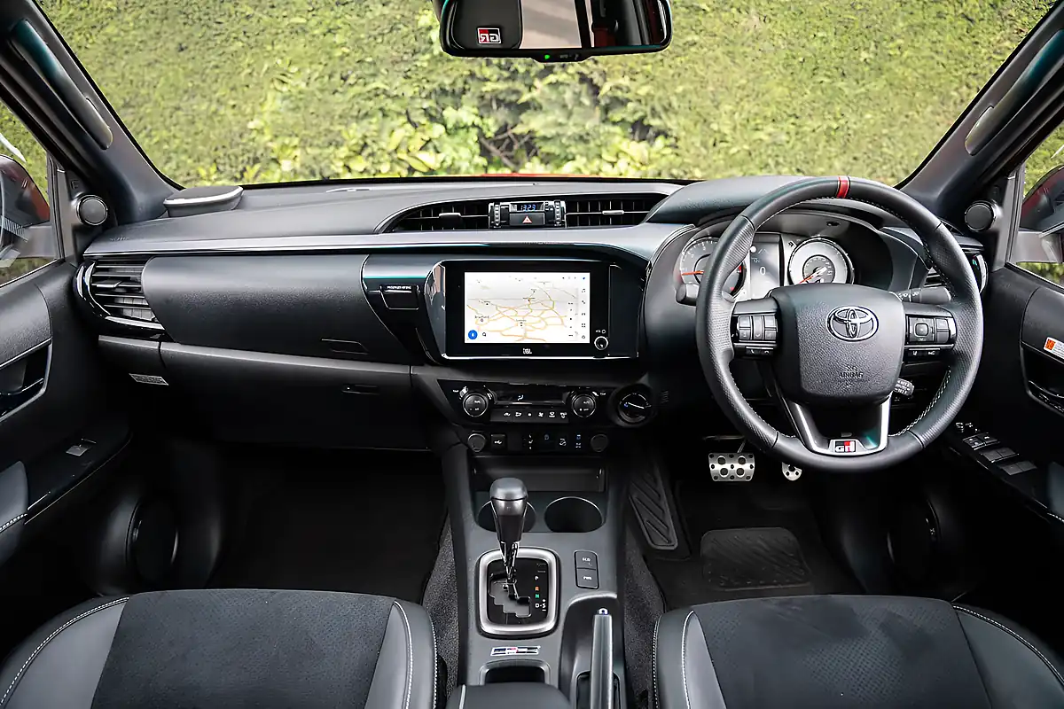 Used 2025 Toyota Hilux Gr Sport Ii Red - Interior and Exterior details 4