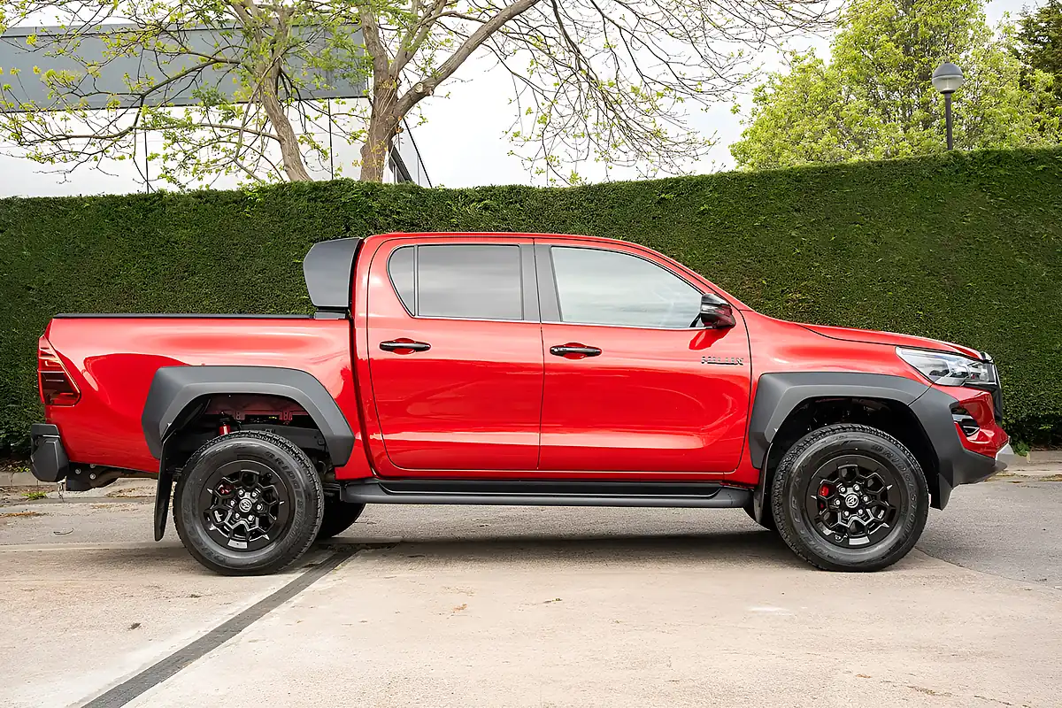 Used 2025 Toyota Hilux Gr Sport Ii Red - Interior and Exterior details 6