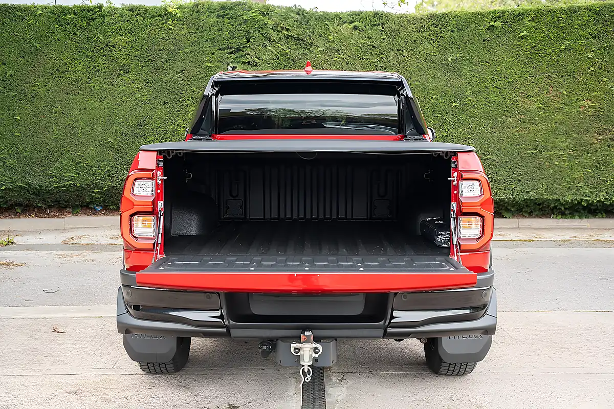 Used 2025 Toyota Hilux Gr Sport Ii Red - Interior and Exterior details 9