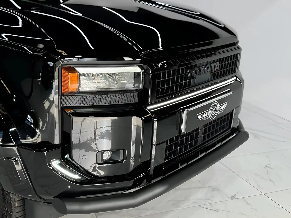 Used 2025 Toyota Land Cruiser Widebody Black - Interior and Exterior details 12