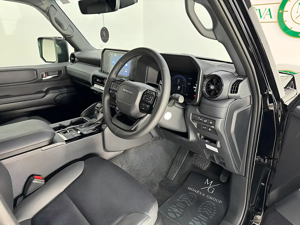 Used 2025 Toyota Land Cruiser Widebody Black - Interior and Exterior details 7