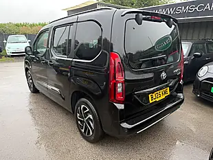 Used 2025 Toyota Proace City Verso Design Black - Interior and Exterior details 4