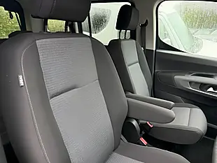 Used 2025 Toyota Proace City Verso Design Short Blue - Interior and Exterior details 11