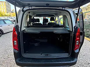 Used 2025 Toyota Proace City Verso Icon Grey - Interior and Exterior details 13