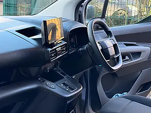 Used 2025 Toyota Proace City Verso Icon Grey - Interior and Exterior details 14