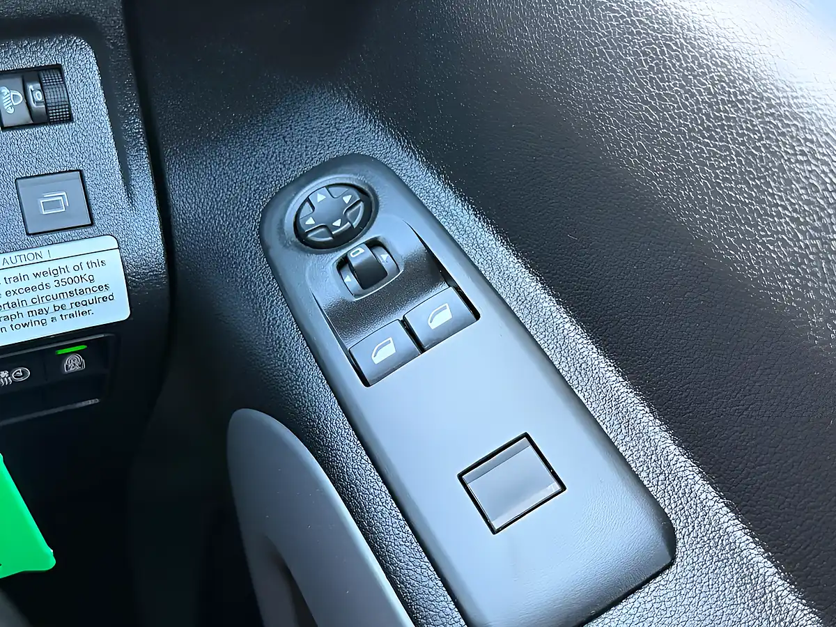 Used 2025 Toyota Proace City Verso Icon Grey - Interior and Exterior details 17