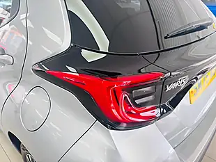 Used 2025 Toyota Yaris Design Silver - Interior and Exterior details 19