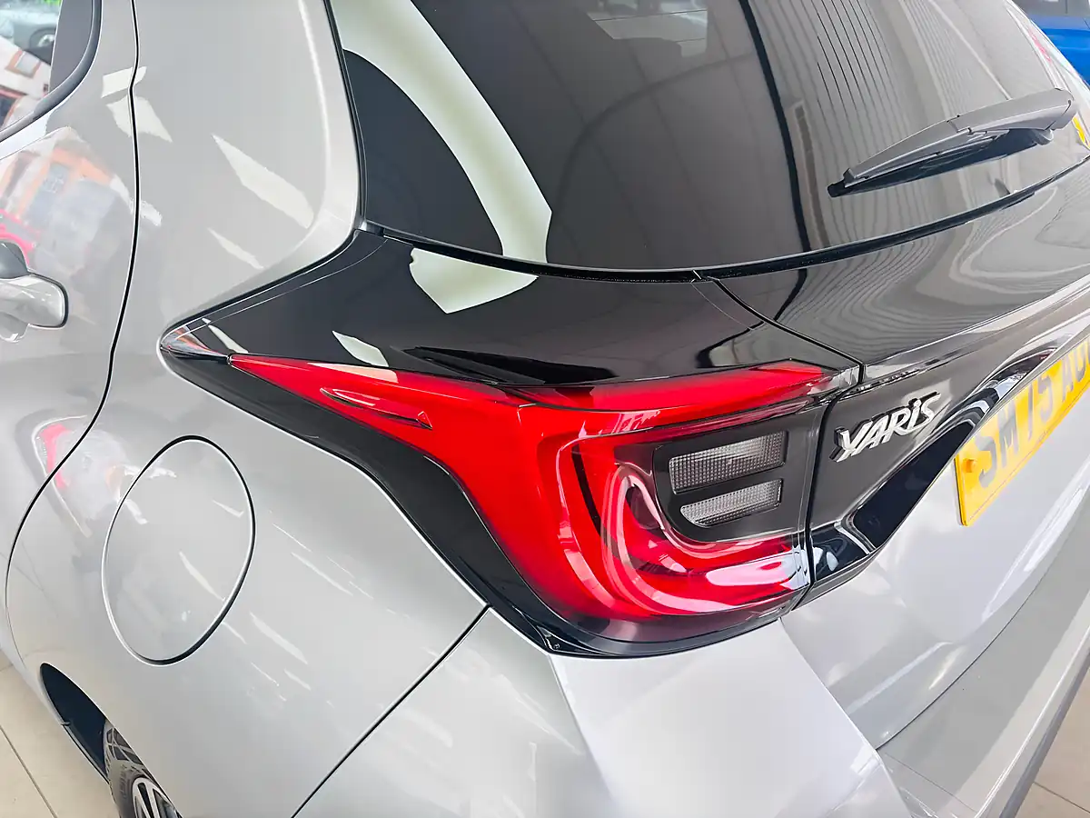 Used 2025 Toyota Yaris Design Silver - Interior and Exterior details 19
