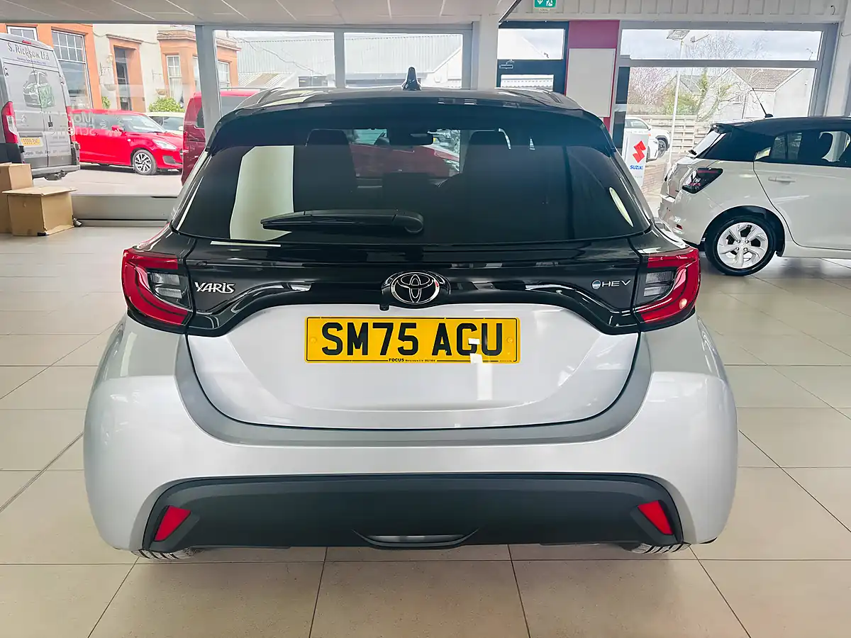 Used 2025 Toyota Yaris Design Silver - Interior and Exterior details 8