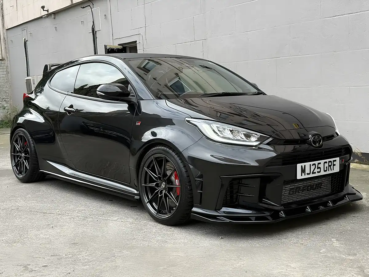 Used 2025 Toyota Yaris Gr Black - Front View