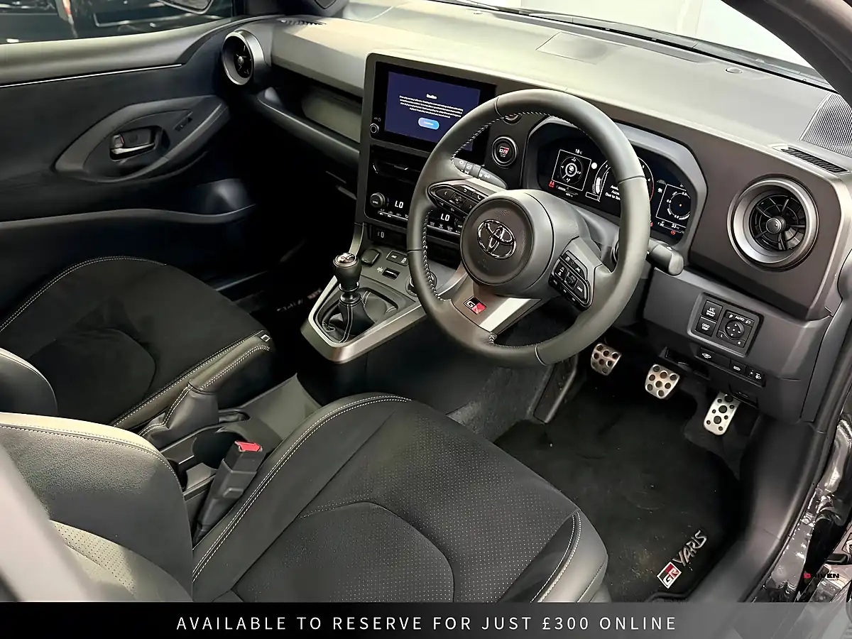 Used 2025 Toyota Yaris Gr Circuit Pack Black - Interior and Exterior details 4