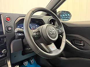 Used 2025 Toyota Yaris Gr Pure White - Interior and Exterior details 17