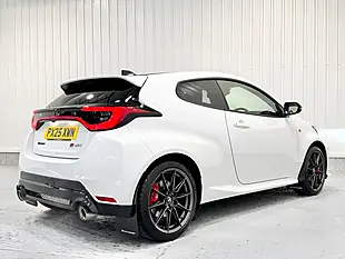 Used 2025 Toyota Yaris Gr Pure White - Interior and Exterior details 7