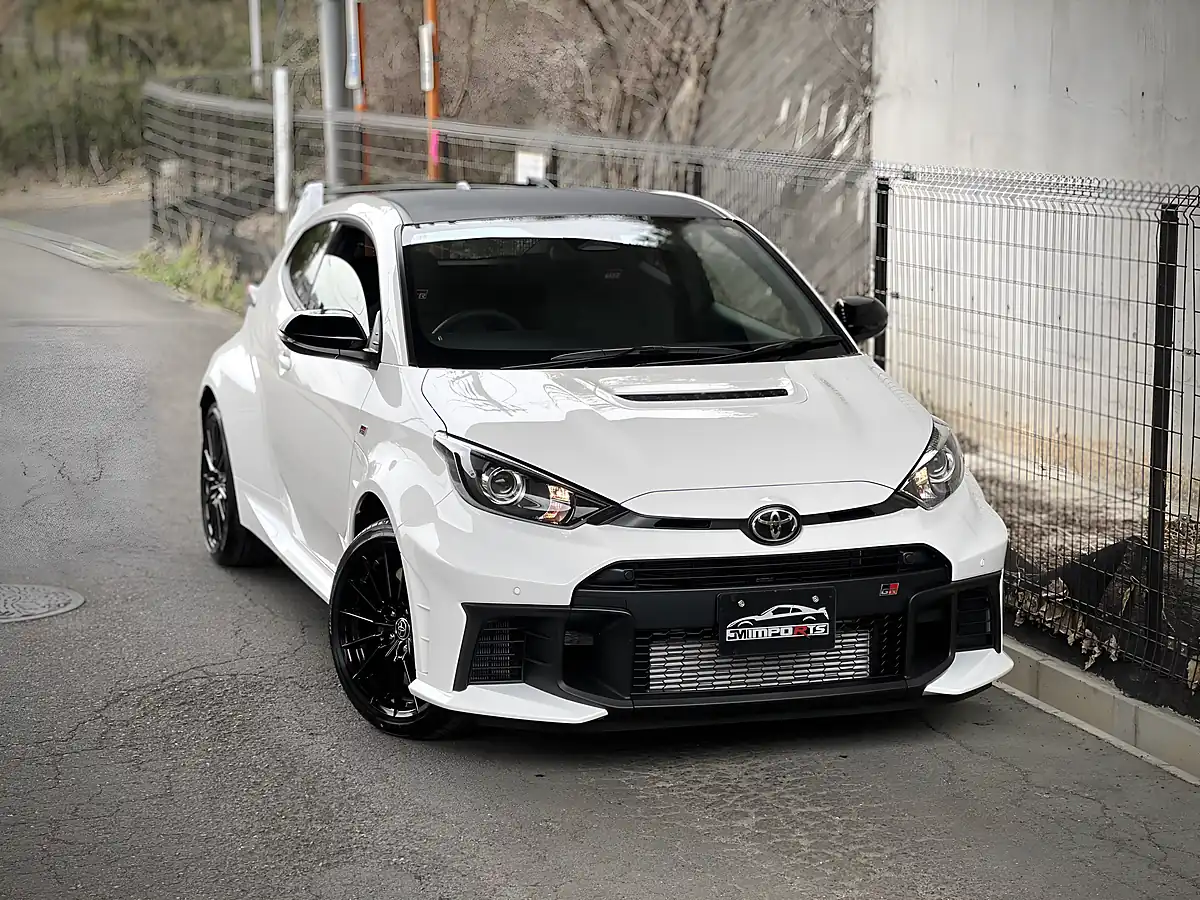 Used 2025 Toyota Yaris Gr Rc Aero Performance Limited Edition Pearl White - Interior and Exterior details 3