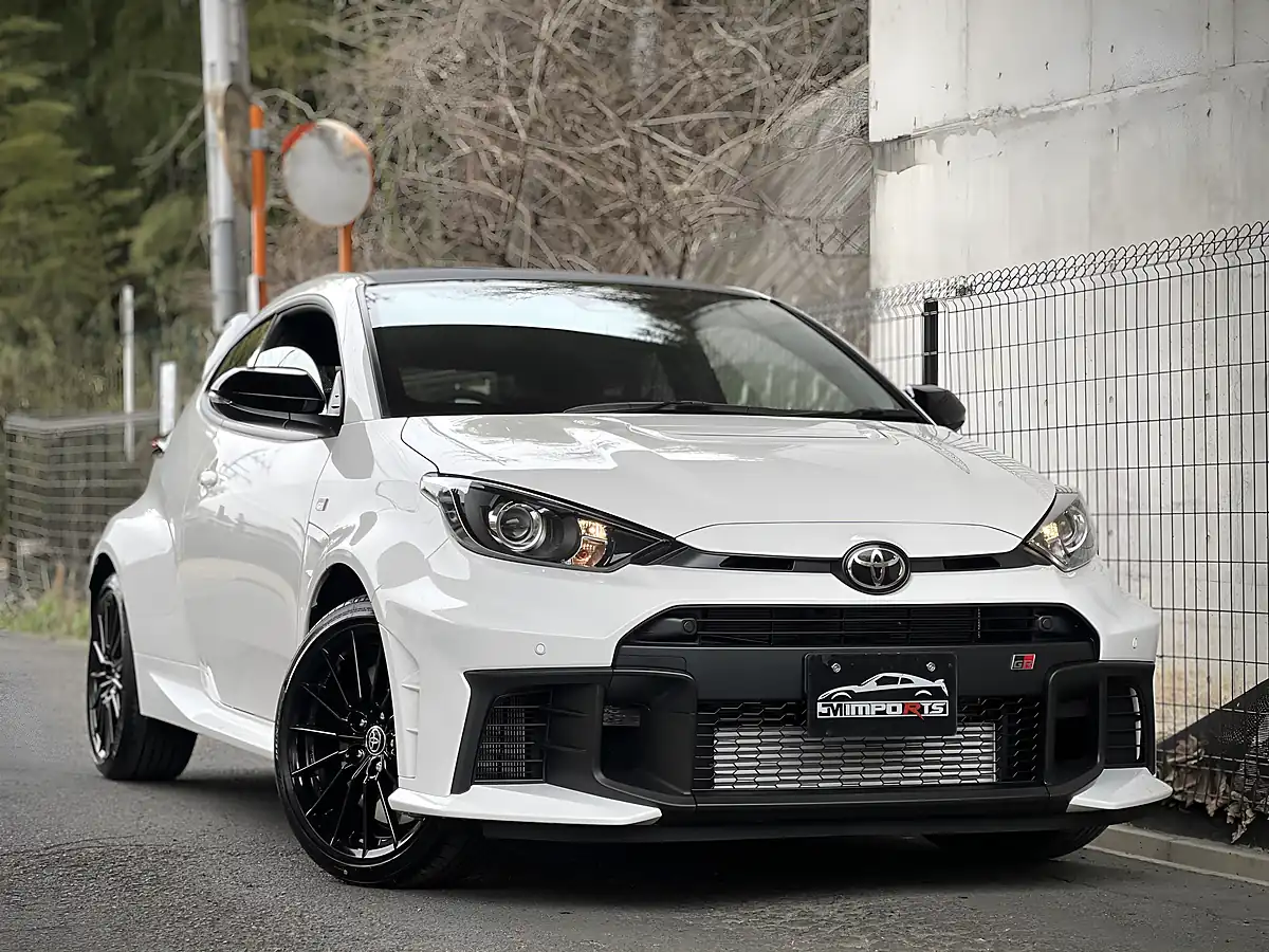 Used 2025 Toyota Yaris Gr Rc Aero Performance Limited Edition Pearl White - Interior and Exterior details 5