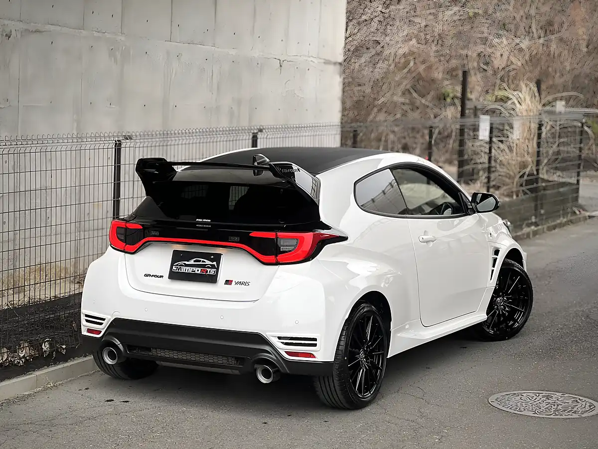 Used 2025 Toyota Yaris Gr Rc Aero Performance Limited Edition Pearl White - Interior and Exterior details 9