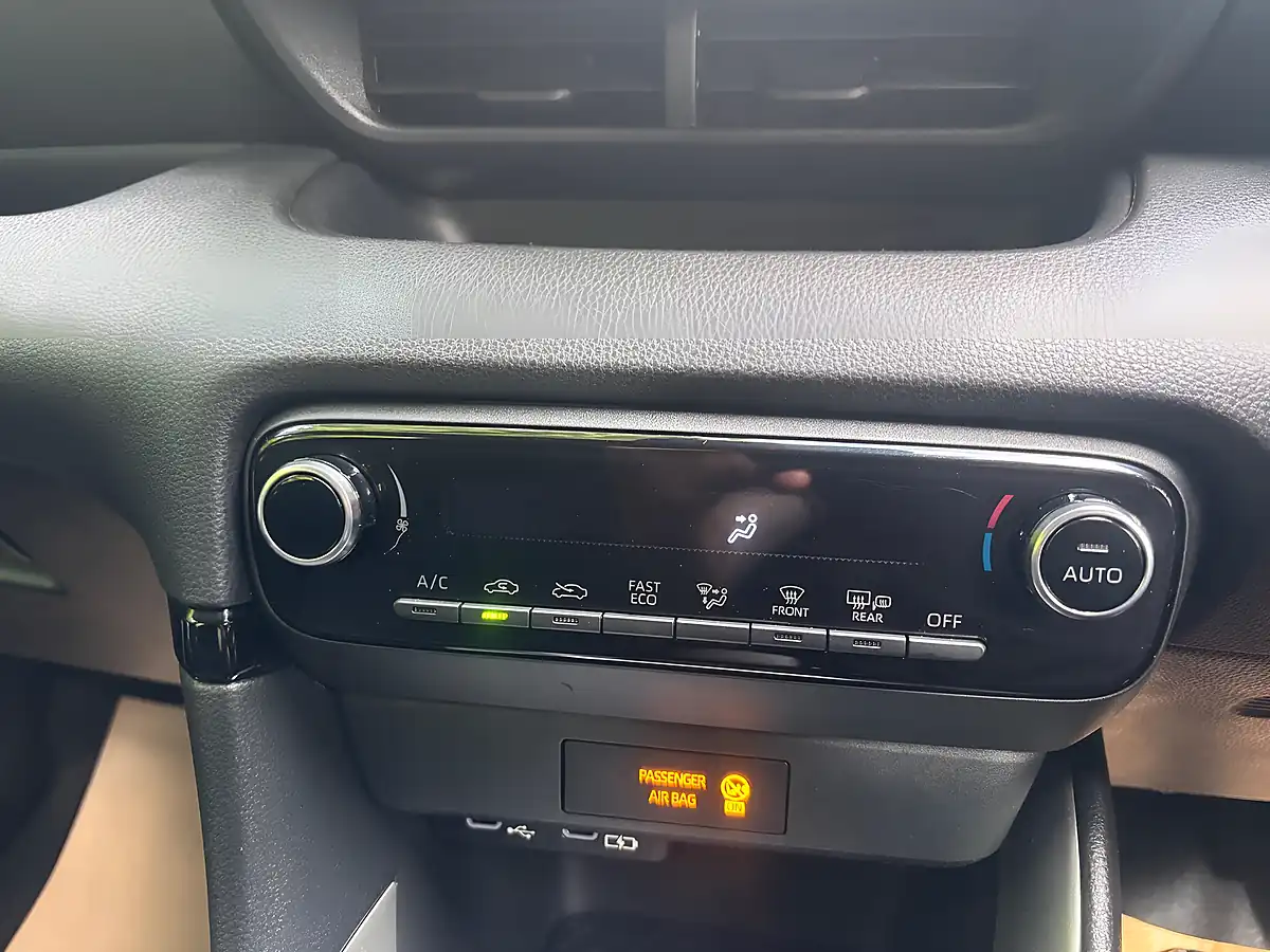 Used 2025 Toyota Yaris Icon Blue - Interior and Exterior details 20