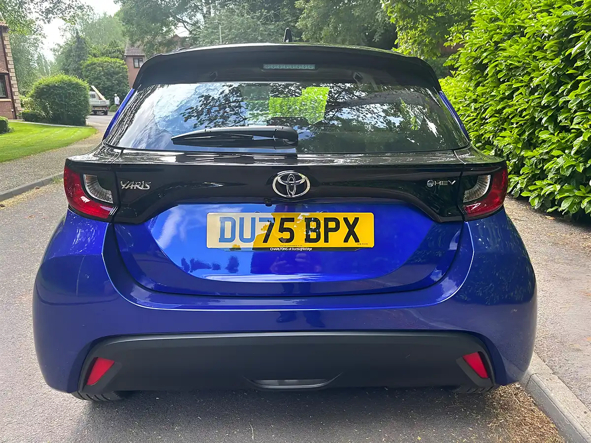 Used 2025 Toyota Yaris Icon Blue - Interior and Exterior details 5