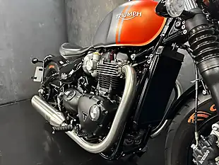 Used 2025 Triumph Bobber 1200 Modern Classics Grey - Interior and Exterior details 11