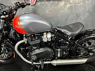 Used 2025 Triumph Bobber 1200 Modern Classics Grey - Interior and Exterior details 17
