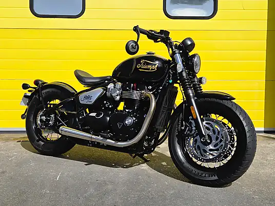 2025 Triumph Bobber Icon