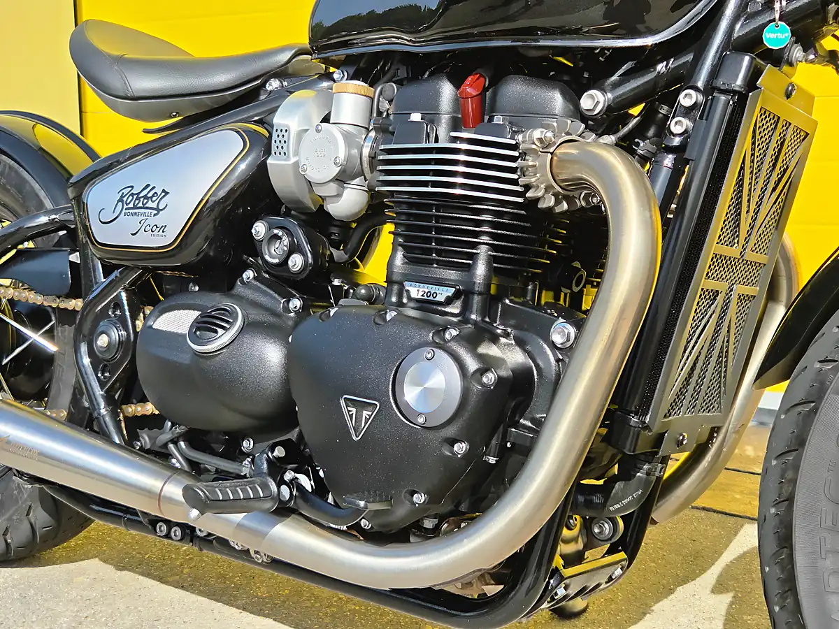 Used 2025 Triumph Bobber Icon Black - Interior and Exterior details 11
