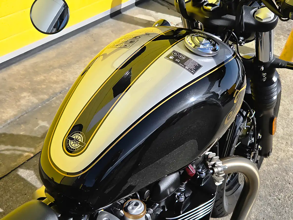 Used 2025 Triumph Bobber Icon Black - Interior and Exterior details 13