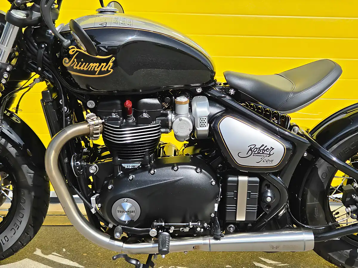 Used 2025 Triumph Bobber Icon Black - Interior and Exterior details 14