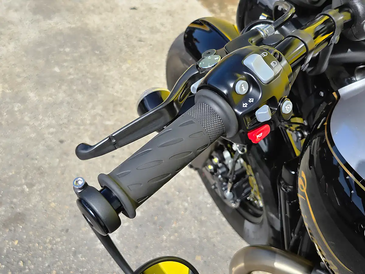 Used 2025 Triumph Bobber Icon Black - Interior and Exterior details 19
