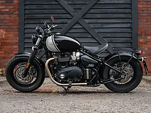 Used 2025 Triumph Bonneville Bobber Jet Black & Ash Grey - Interior and Exterior details 17