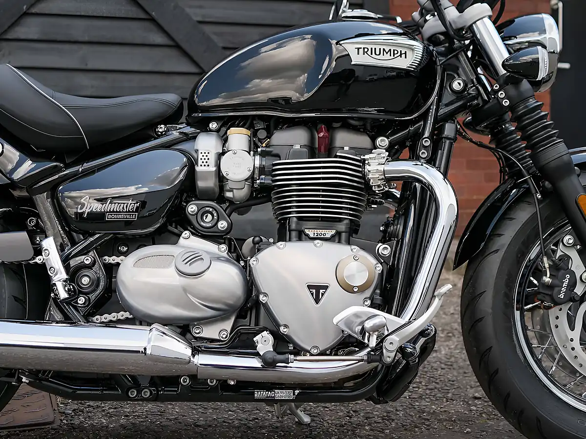 Used 2025 Triumph Bonneville Speedmaster Jet Black - Interior and Exterior details 11