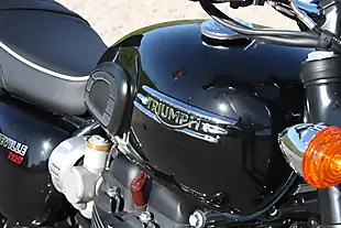 Used 2025 Triumph Bonneville T120 Jet Black - Interior and Exterior details 15