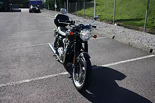 Used 2025 Triumph Bonneville T120 Jet Black - Interior and Exterior details 5
