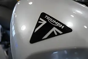 Used 2025 Triumph Daytona 660 Snowdonia White - Interior and Exterior details 9
