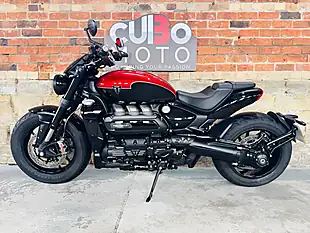 Used 2025 Triumph Rocket Iii Storm R Red - Interior and Exterior details 20