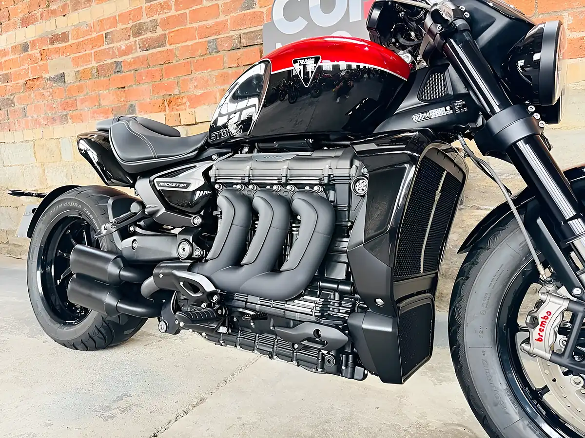 Used 2025 Triumph Rocket Iii Storm R Red - Interior and Exterior details 6
