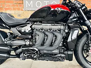 Used 2025 Triumph Rocket Iii Storm R Red - Interior and Exterior details 7