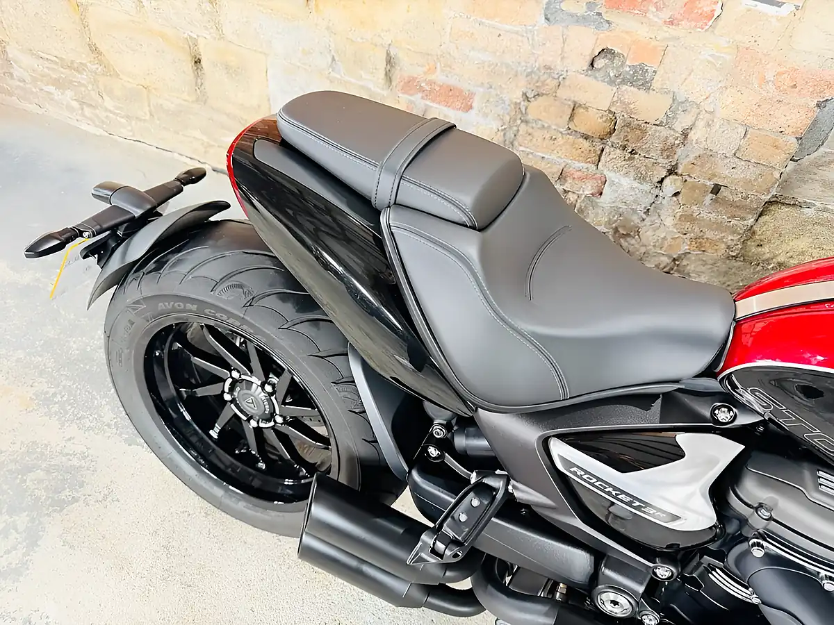 Used 2025 Triumph Rocket Iii Storm R Red - Interior and Exterior details 9