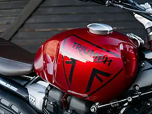 Used 2025 Triumph Scrambler 1200 X Carnival Red - Interior and Exterior details 11