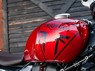 Used 2025 Triumph Scrambler 1200 X Carnival Red - Interior and Exterior details 9