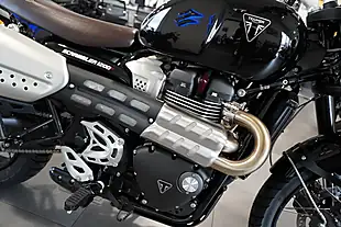 Used 2025 Triumph Scrambler 1200 X Jet Black - Interior and Exterior details 9