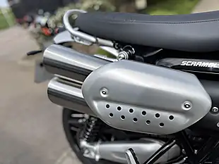 Used 2025 Triumph Scrambler 1200 Xe Black - Interior and Exterior details 16
