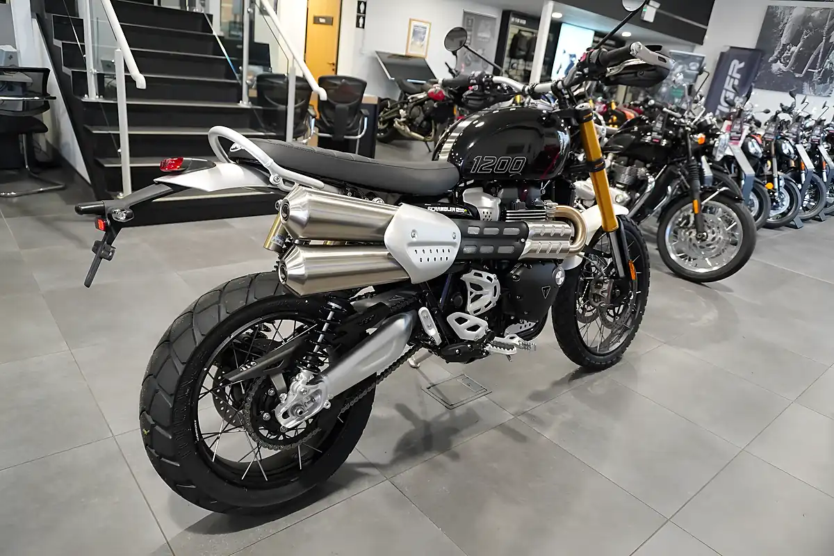 Used 2025 Triumph Scrambler 1200 Xe Phantom Black - Interior and Exterior details 5