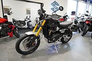 Used 2025 Triumph Scrambler 1200 Xe Phantom Black - Interior and Exterior details 6