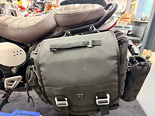 Used 2025 Triumph Scrambler 400 X - Interior and Exterior details 12